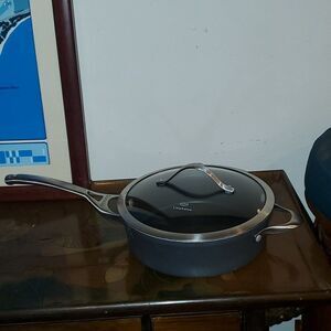Calphalon 3 Quart Non Stick Pan With Glass Lid
